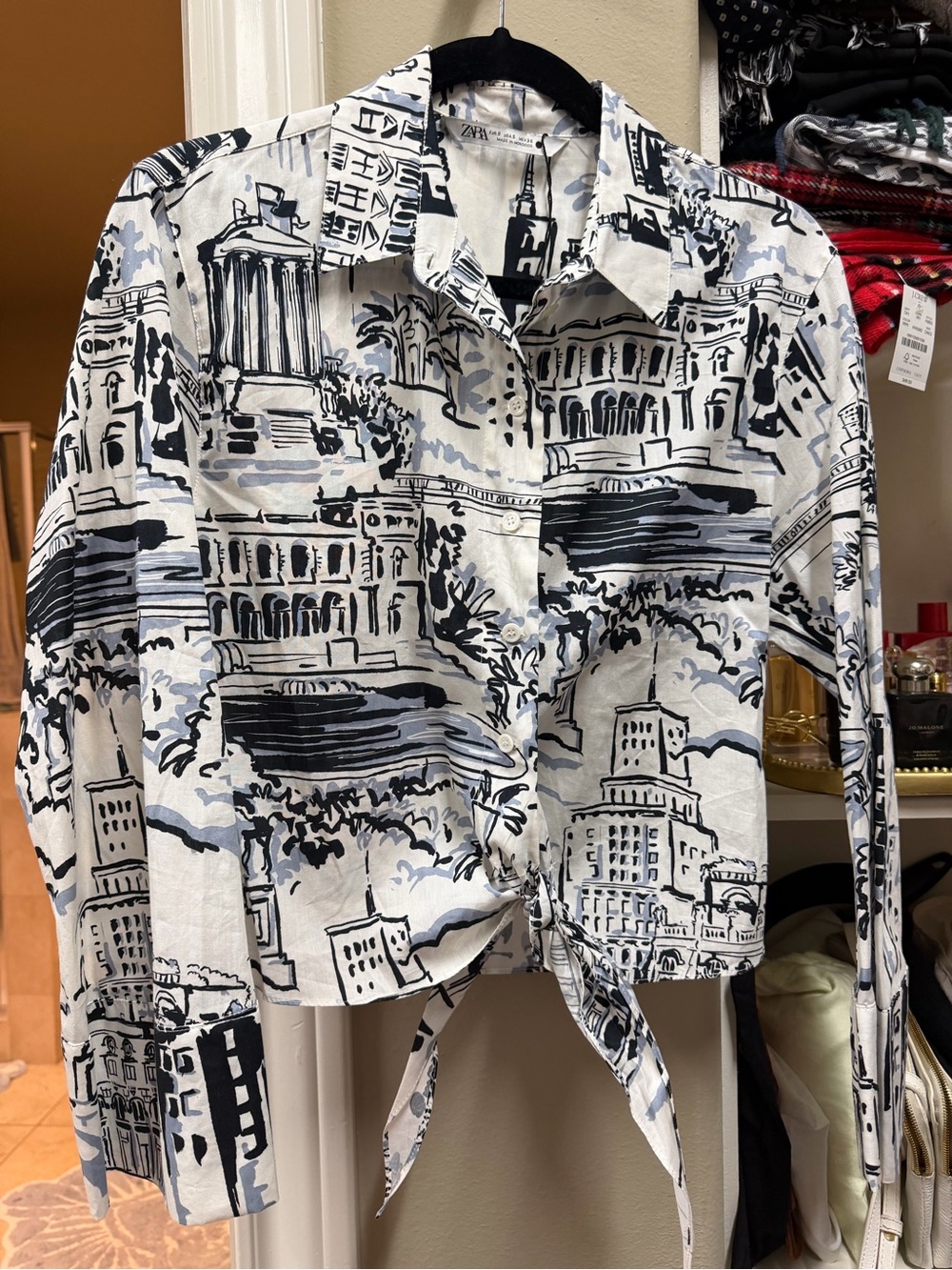 Zara Black & White + blue Cityscape Tie-Hem Button-Down Shirt